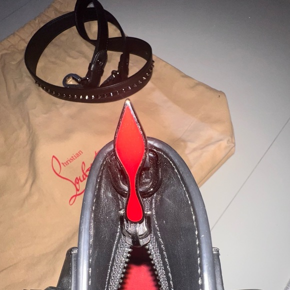 Christian Louboutin bag - Picture 4 of 8